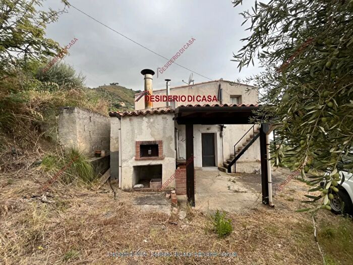 Casa trilocale in vendita in Cefalu
