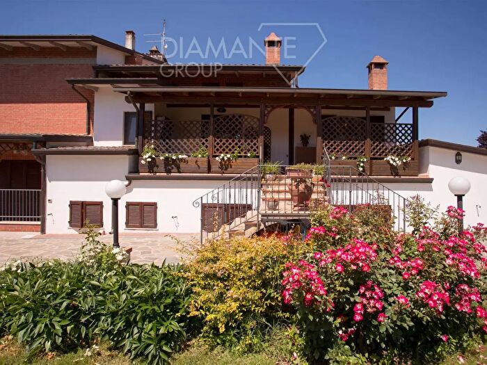 Appartamento con 5 locali in vendita in Marsciano