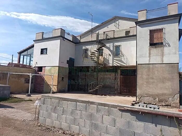 Casa con 7 locali in vendita in Via Card San Severino, Caserta
