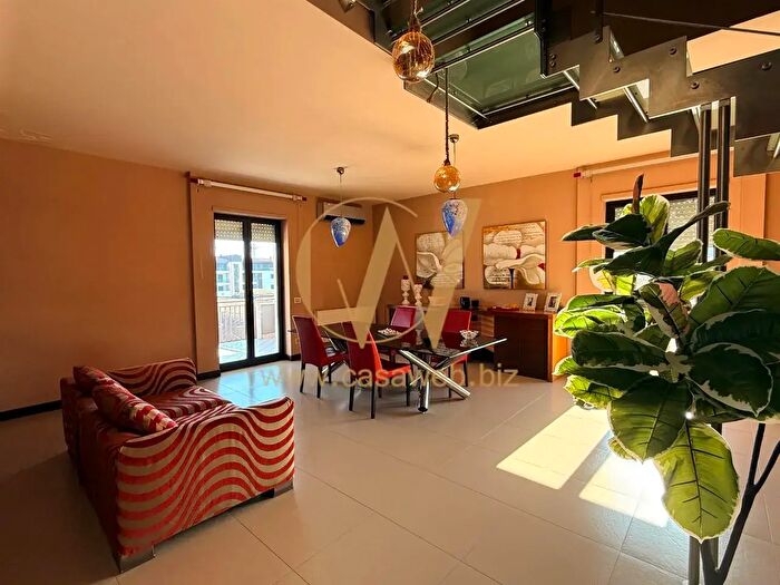 Appartamento con 8 locali in vendita in Via Kennedy, Santa Maria Capua Vetere