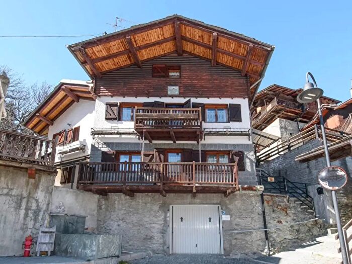 Appartamento quadrilocale in vendita in Route Tavola, Ayas