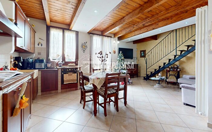 Appartamento quadrilocale in vendita in Via Rio Cà De Fabbri E, Valsamoggia