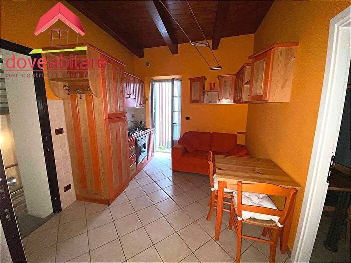 Appartamento bilocale in affitto in piazza san donato, Centro, Pinerolo