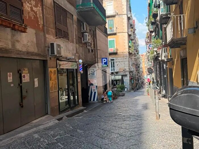 Appartamento bilocale in vendita in Vico S Anna di Palazzo, Napoli