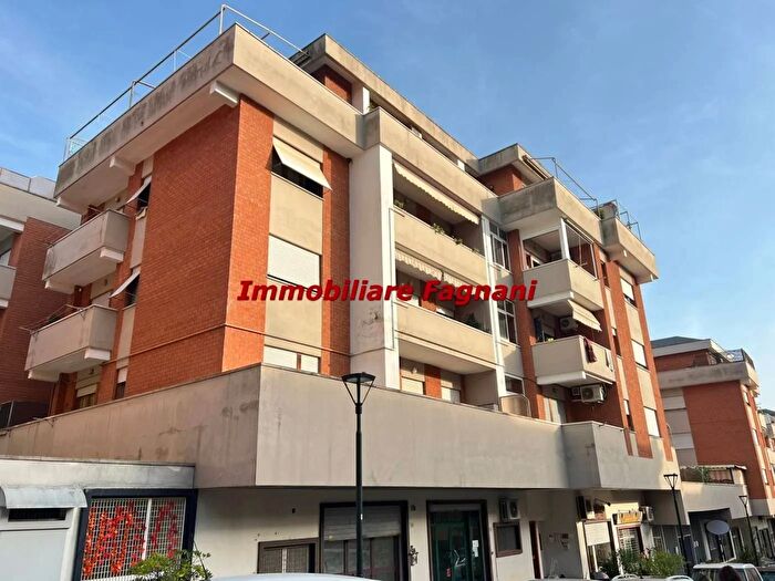 Appartamento quadrilocale in vendita in Via Ventiquattro MaggioVelletri, Velletri