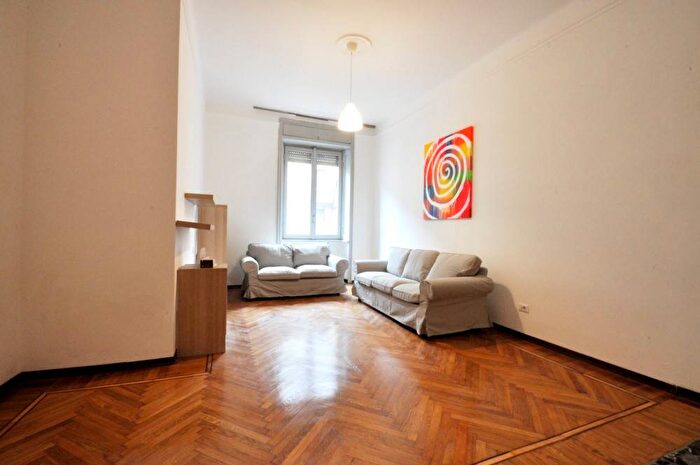 Appartamento con 5 locali in affitto in Via Pietro Teulié, Corso San Gottardo, Milano