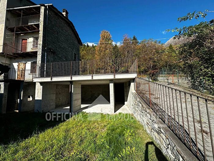 Casa trilocale in vendita in Civo