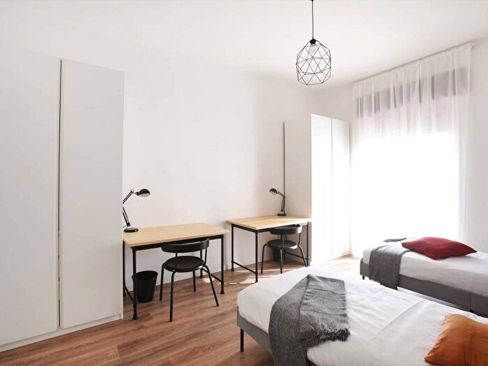 Appartamento con 5 locali in affitto in Via Giuseppe Soli, Crocetta, Modena