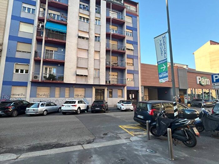 Appartamento trilocale in affitto in Via Antonio Bazzini, Città Studi, Milano