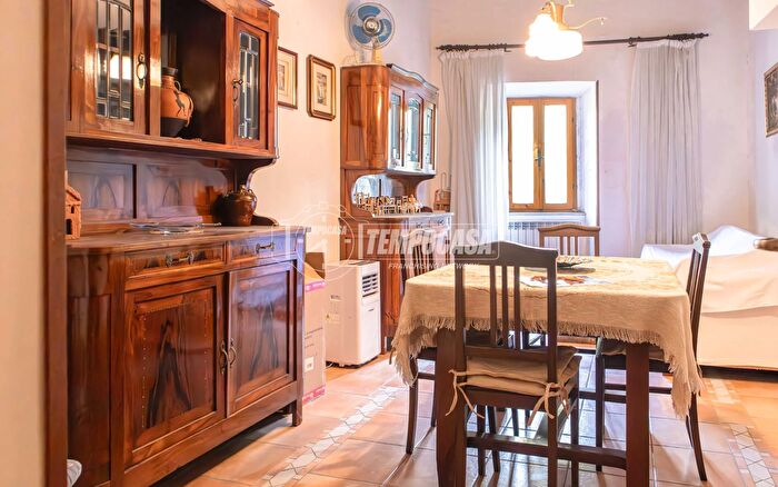 Appartamento trilocale in vendita in Via Montana, Tarquinia