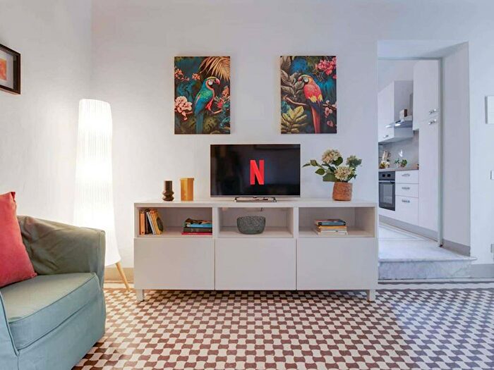 Appartamento trilocale in affitto in Via Sant'Apollonia, Santa Maria, Pisa