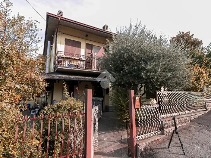 Appartamento quadrilocale in vendita in Via Gioacchino Rossini, Meldola