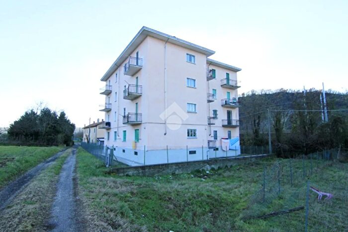 Appartamento trilocale in vendita in Via Nuova Vignole, Serravalle Scrivia