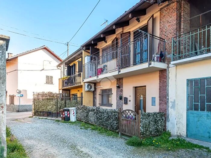 Casa trilocale in vendita in Via Garibaldi, Druento