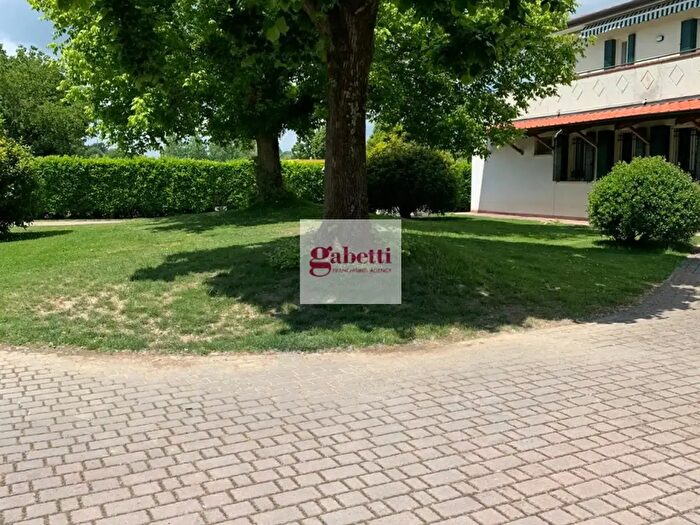 Casa con 5 locali in vendita in Via della Biscia, Padova