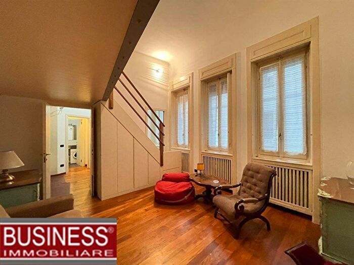 Appartamento bilocale in affitto in Viale Bianca Maria, Palestro, Milano