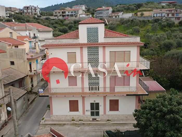 Appartamento con 6 locali in vendita in Contrada Piscittina, Capo DOrlando