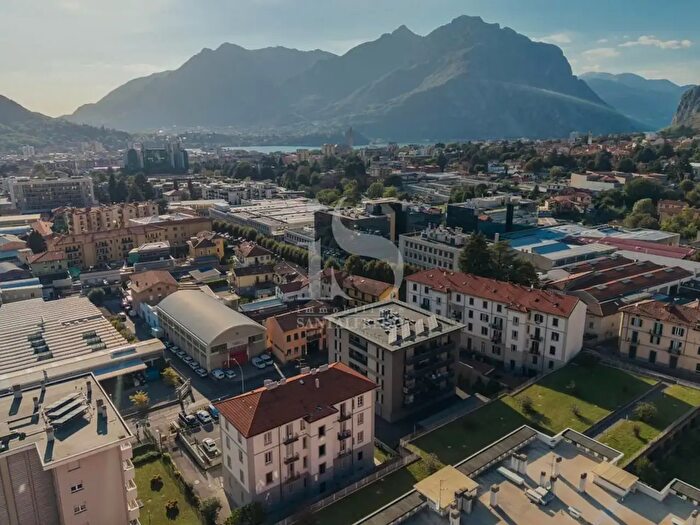 Appartamento bilocale in vendita in Via Alfonso La Marmora, Lecco