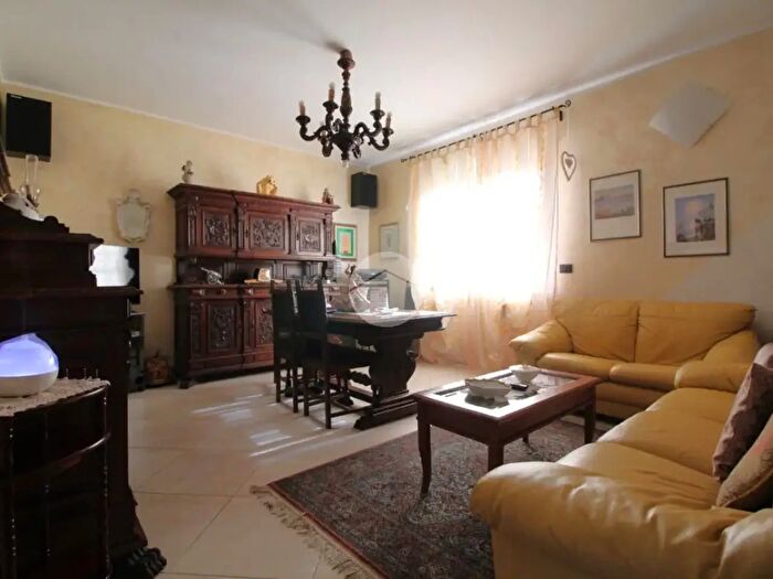 Appartamento quadrilocale in vendita in Via Pasubio, Brandizzo