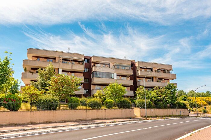 Appartamento bilocale in vendita in Via Pupella Maggio, Roma