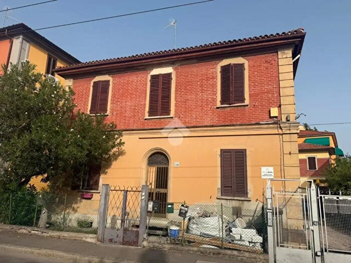 Appartamento bilocale in vendita in Via Battindarno, Bologna