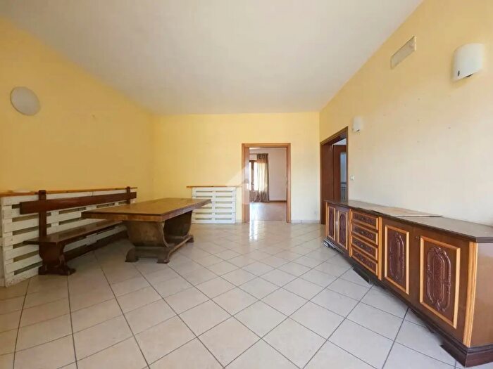 Casa con 10 locali in vendita in Rodigo