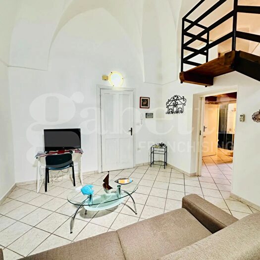 Appartamento trilocale in vendita in Via Ripamonti, Ugento