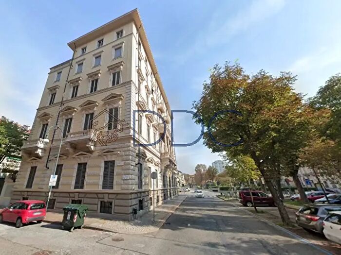 Appartamento bilocale in affitto in Corso Re Umberto, Torino