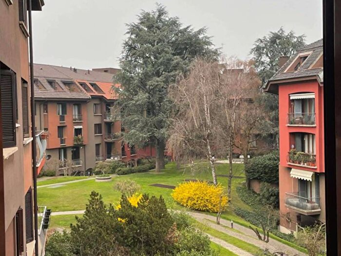 Appartamento bilocale in affitto in Via Carlo Osma, Gallaratese, Milano