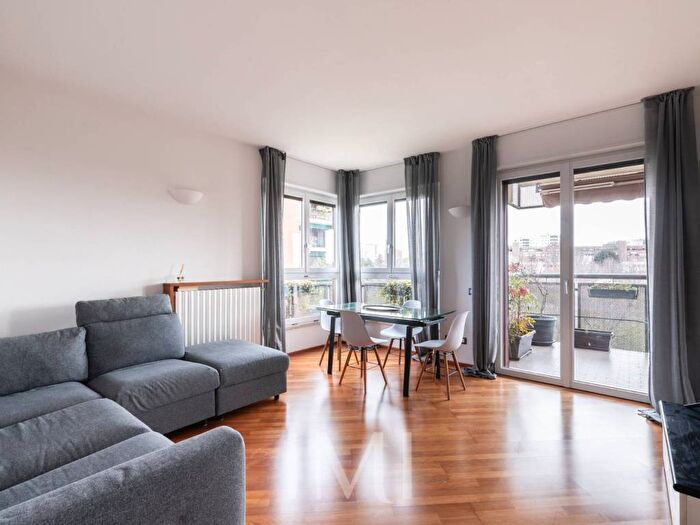 Appartamento bilocale in affitto in Via Gaetano Fichera, Gallaratese, Milano