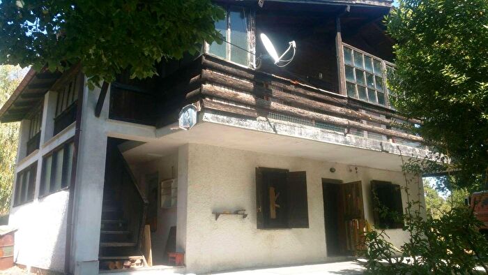 Casa con 11 locali in vendita in Dego