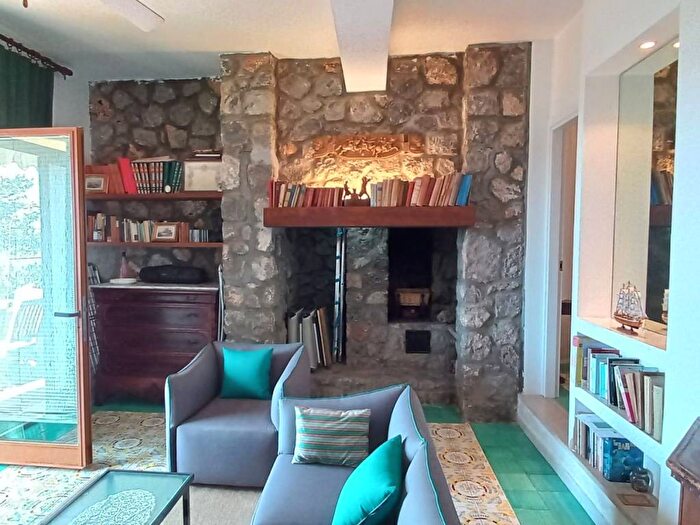 Appartamento trilocale in affitto in Via delle Mimose, Ansedonia, Orbetello