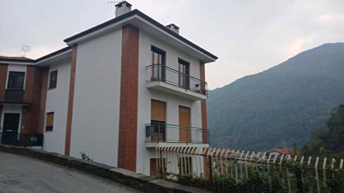 Appartamento quadrilocale in vendita in Via Ospedale, Pont Canavese