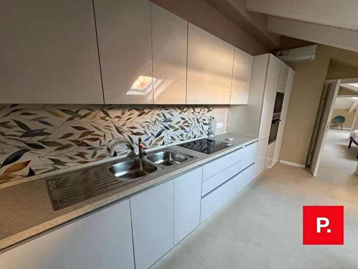 Appartamento quadrilocale in affitto in Via Vico, Corso Trieste, Caserta