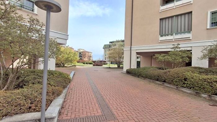 Appartamento bilocale in affitto in Via Giacomo Brodolini, Pieve Emanuele