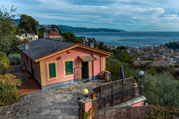 Casa con 5 locali in vendita in Via San Lorenzo, Santa Margherita Ligure