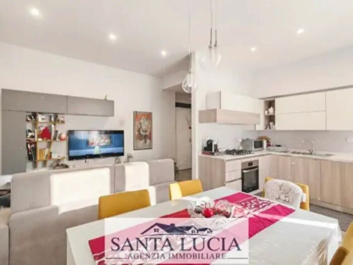 Appartamento quadrilocale in vendita in Via Lorenzo Giarrocco, Canicatti