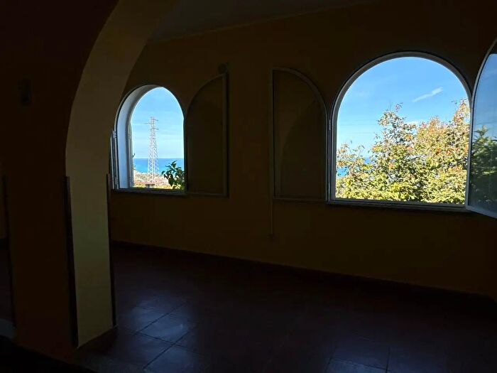 Casa con 11 locali in vendita in Via Roma, Vibo Valentia