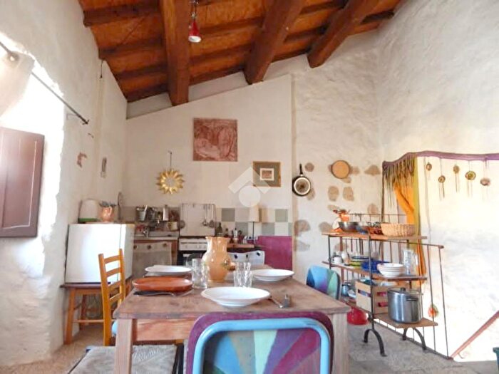 Appartamento quadrilocale in vendita in Via Firenze, Tessennano