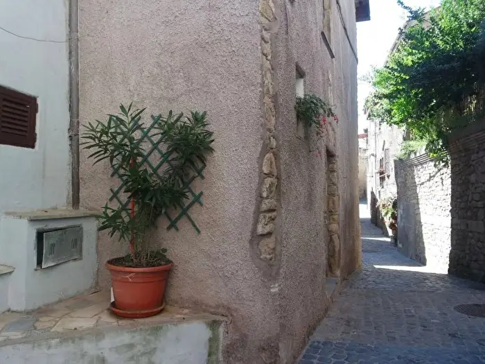 Appartamento trilocale in vendita in Vicolo DellArringo SNC, San Vito Romano