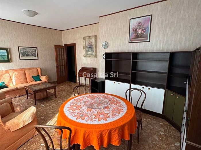 Appartamento quadrilocale in affitto in via privata Giuseppe Sacconi, Corvetto, Milano