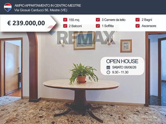 Appartamento con 5 locali in vendita in Via Giosuè Carducci, Venezia