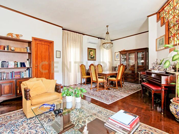 Appartamento in vendita in Via Manlio di Veroli, Roma