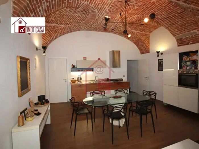 Appartamento quadrilocale in vendita in Via Elia Emanuele Foà, Vercelli