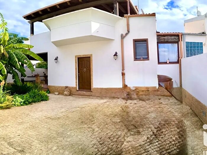 Casa quadrilocale in vendita in Contrada Canalotto, Realmonte