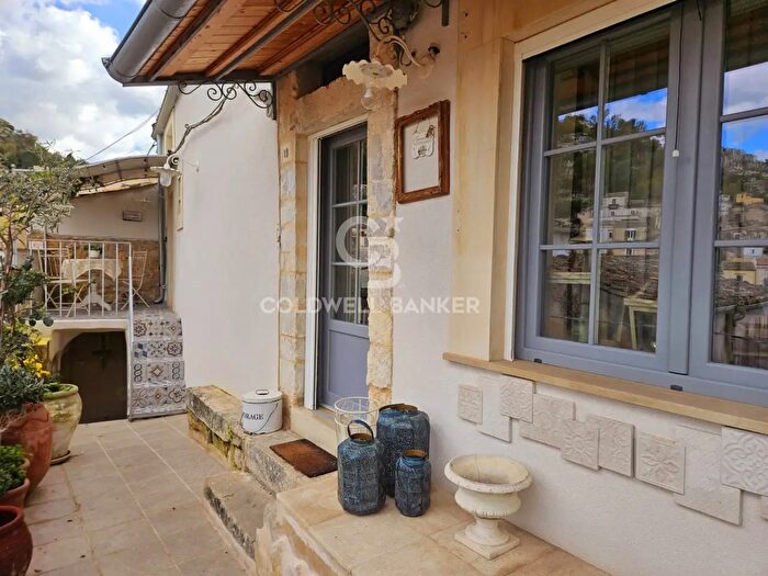 Casa con 5 locali in vendita in Via Incatasciato, Modica