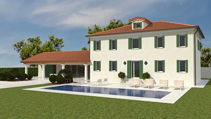 Casa con 7 locali in vendita in Via Fornaci, Fosso