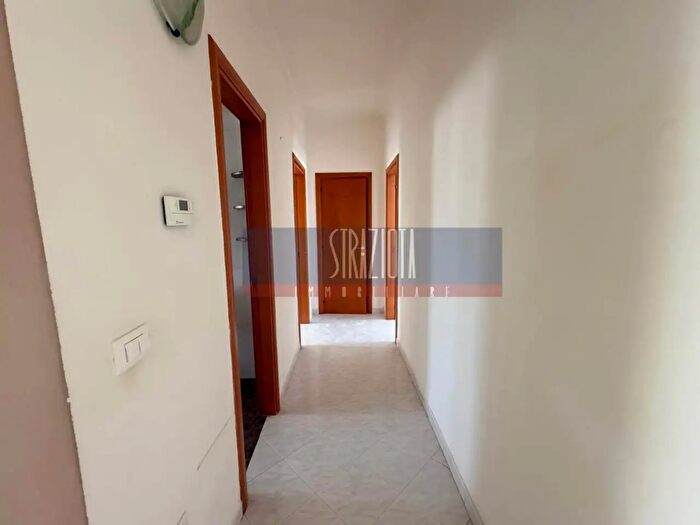 Appartamento trilocale in vendita in Via Tevere, Modugno