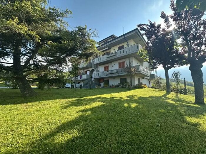 Appartamento quadrilocale in vendita in Contrada Sant'Andrea, Civitella Del Tronto