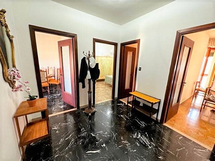 Appartamento con 5 locali in affitto in Centro, Acqui Terme